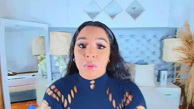 EileenBenzon — undress me!!!