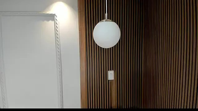 Eilin_clio on StripChat