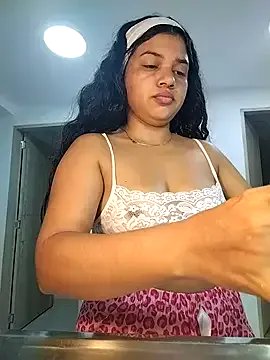 Eimy-04 — NAKED AND PLAY PUSSY 