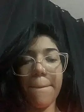 ElaRose_12 on StripChat