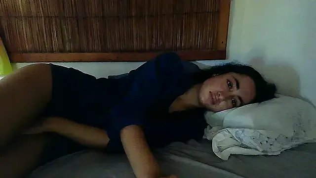 eleganceafterdark on StripChat 