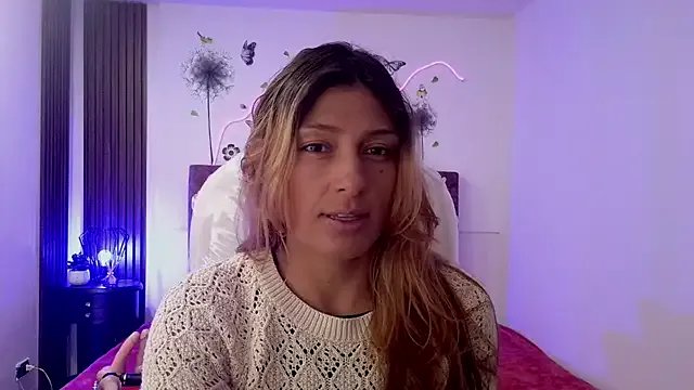 elena_detroya on StripChat