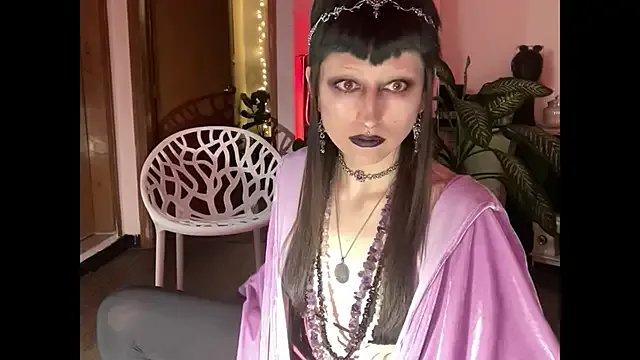 ELENA_UMBRA on StripChat