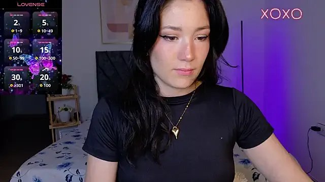 Eliih_01 on StripChat
