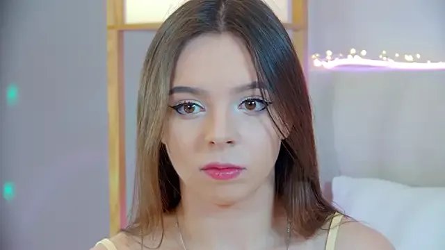 ElisabethDavis on StripChat