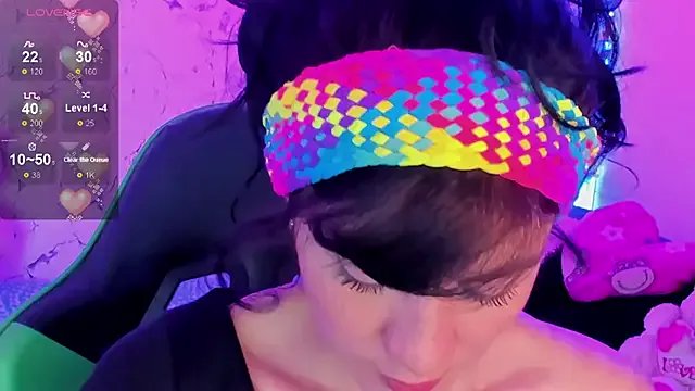 elissa_iris on StripChat