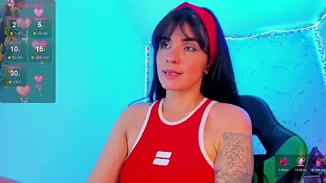 elissa_iris on StripChat