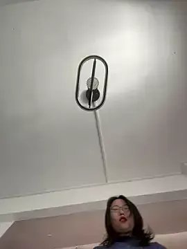 Eliza-E on StripChat