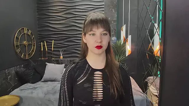 ElizaMild on StripChat