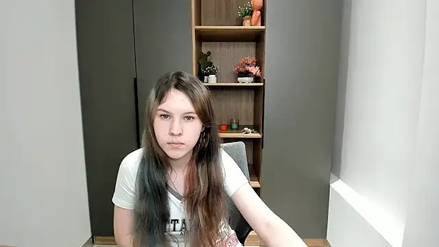 ElizSpieth on StripChat