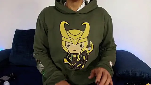 Freechat Elliee_ on StripChat