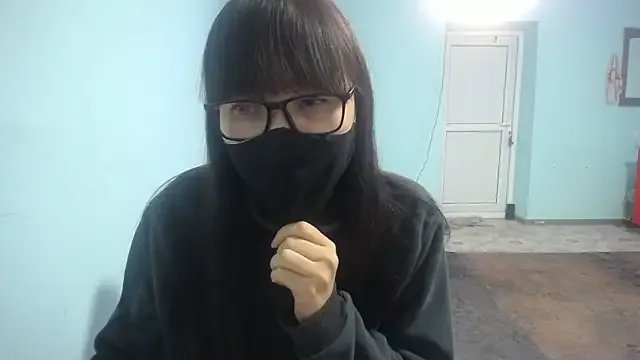 elllaaxx — strip dance naked