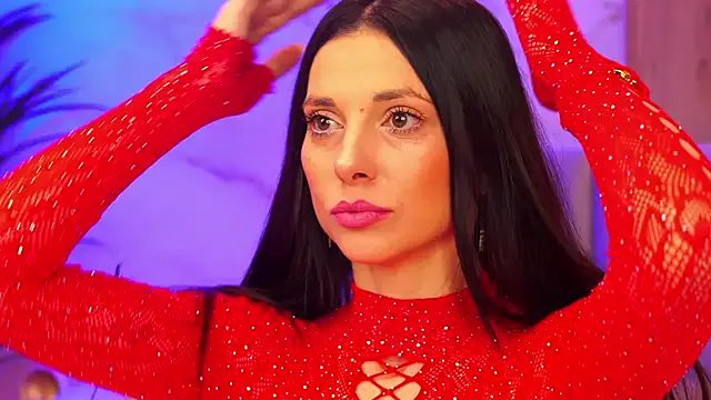 EllyLynn on StripChat