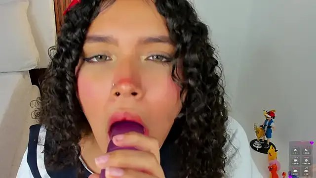 Freechat EloiseSweetxx on StripChat