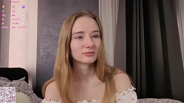 ElvinaRose on StripChat