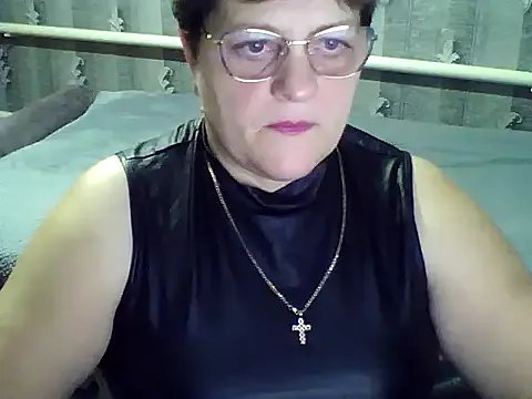 ElzaJewel on StripChat