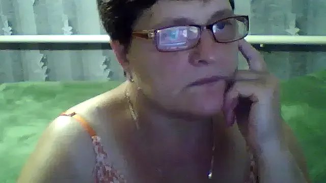 ElzaJewel on StripChat