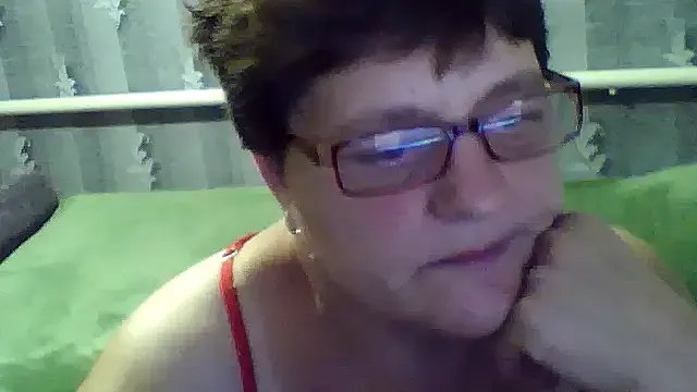 ElzaJewel on StripChat