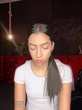 Ema_azel on StripChat