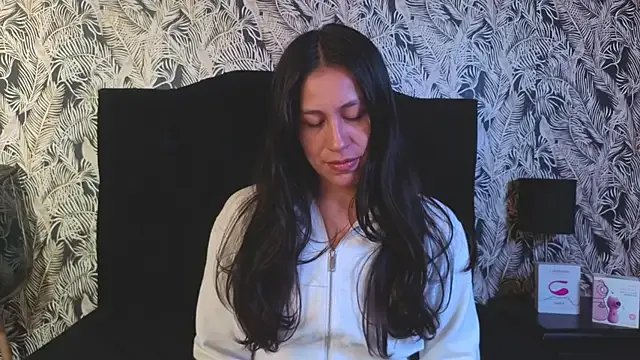 EmiGomez_ — use plug