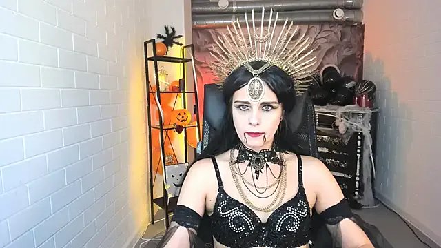 EmiliaBedy on StripChat