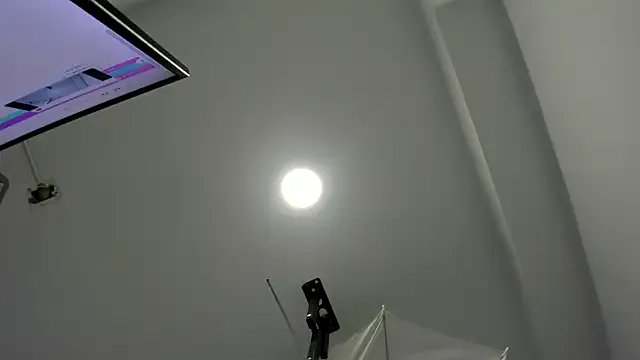 Freechat EmiliaRose_ on StripChat