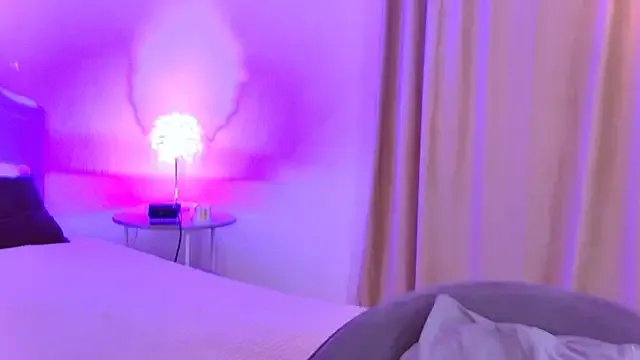 EmiliaStanley on StripChat