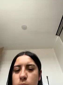 Emily-14 on StripChat