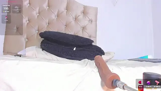 Freechat emily_campbell_ on StripChat