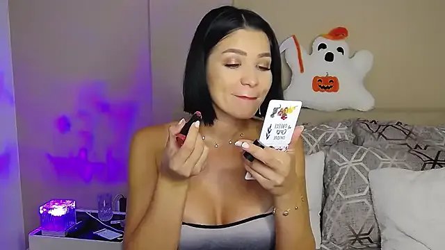 Emily_Sheen on StripChat