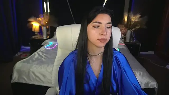 EmilyCandyy on StripChat