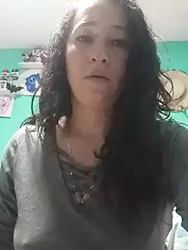 emilypoppy3 on StripChat