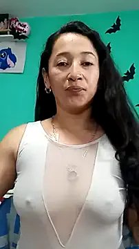 emilypoppy3 on StripChat