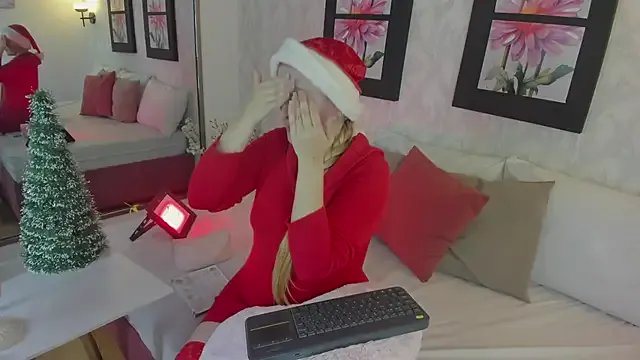 EmilySumer on StripChat