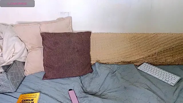 emilytrays — Make me cum please>< 77,88,111,222,1001