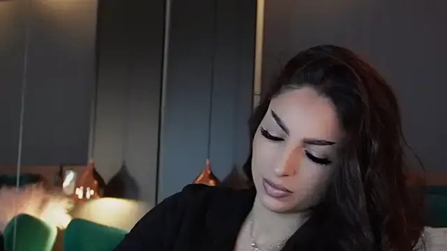 EmilyTrix on StripChat