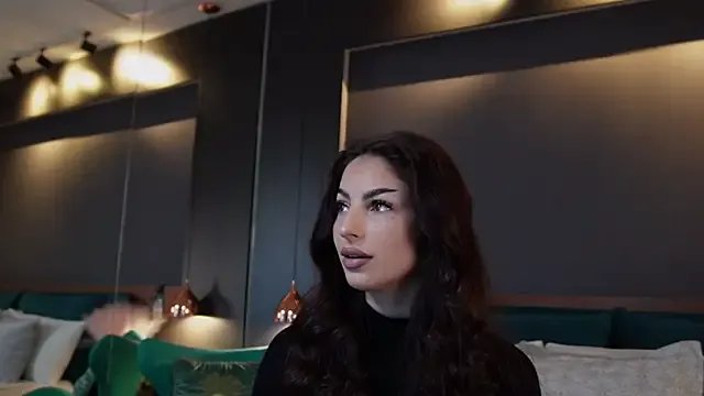 EmilyTrix — CUM Show