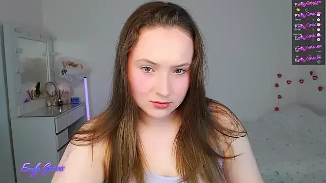 EmilyxxGraces on StripChat