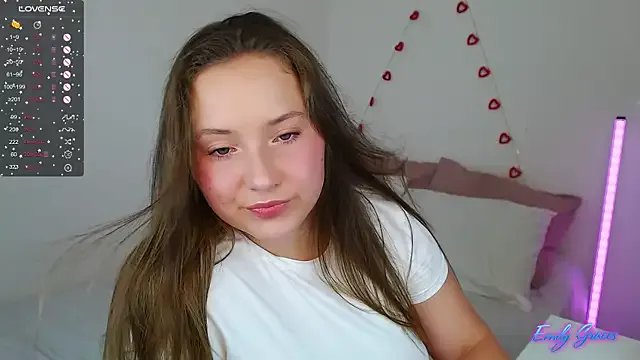 EmilyxxGraces on StripChat
