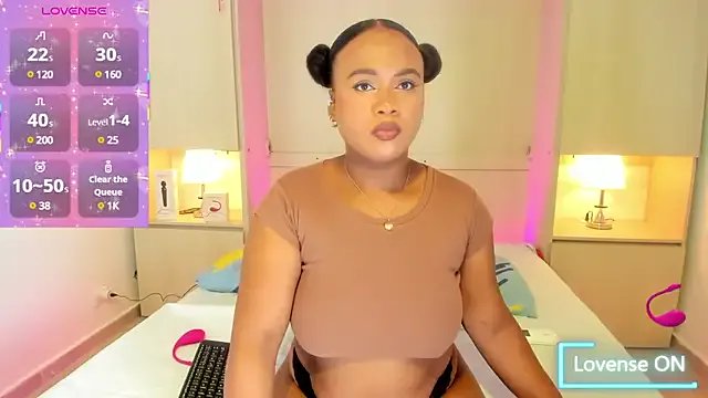 EmilyyStuart on StripChat