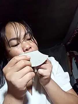 emilyzz on StripChat