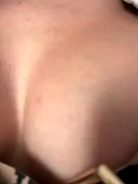 Freechat emma-conti2 on StripChat