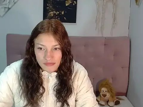 Emma-Wilson on StripChat