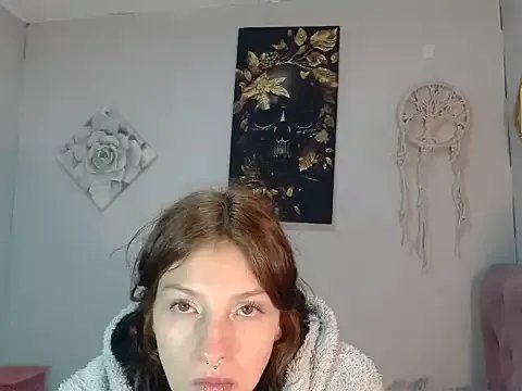 Emma-Wilson on StripChat