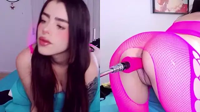 Emma__Erotic on StripChat