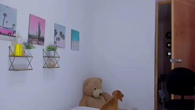 Emma_lean on StripChat