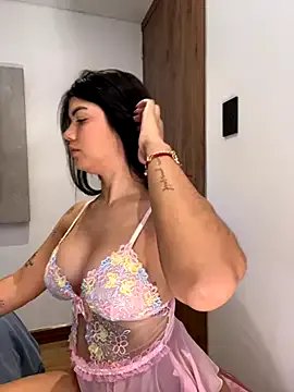 emma_lopes on StripChat