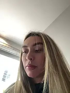 emma_oxford — Show boobies