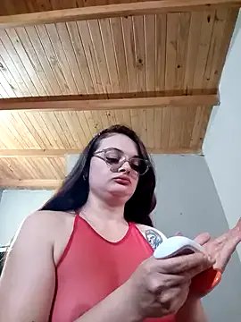 Emmacut on StripChat