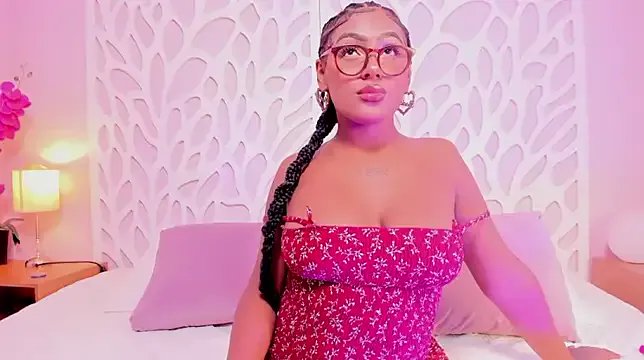 Emmadancer on StripChat